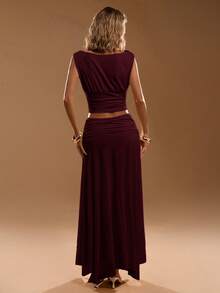 SHEIN BAE Women's Solid Color Minimalist Daily Sleeveless Top And Skirt Set - Burgundy - View 2