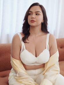 Slumbrini Sujetador inalámbrico de encaje y parches cómodo para mujer de talla grande - Blanco - Ver 3