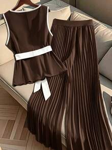 GlowEve CURVE Ensemble femme grande taille décontracté, top sans manches col V bicolore et pantalon droit plissé à taille élastique - Marron - Voir 2