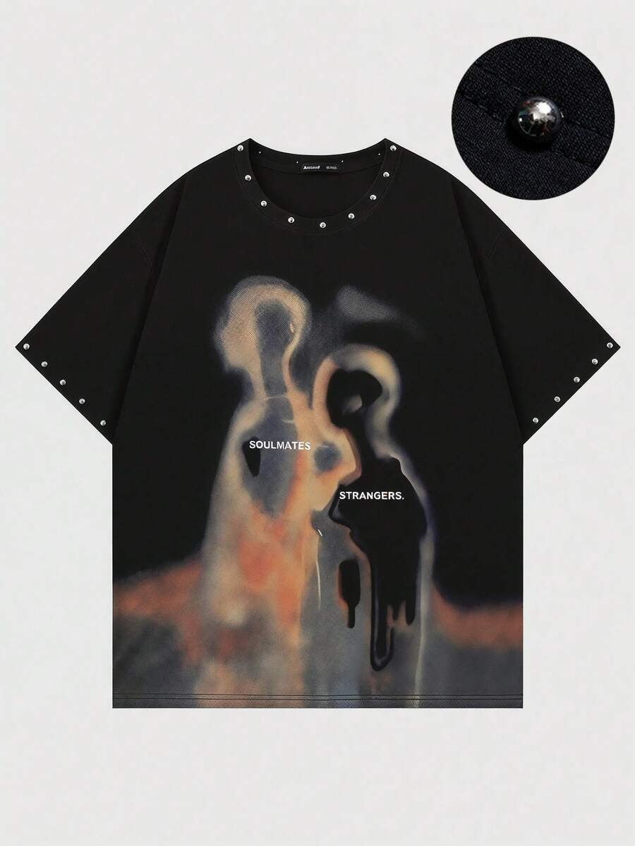 ROMWE MEN Camiseta holgada para hombre con decoración de remaches e impresión de retrato abstracto - Negro - Ver 1