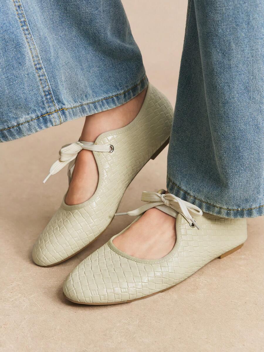 Rosivie French Elegant Commuting Round Toe Lace-Up Woven Flat Shoes For Women For Christmas - Light khaki - View 1