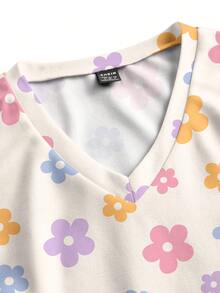 PopScrub Colorful Floral Print V-Neck Short Sleeve Patchwork Pocket Scrub Uniform Top - Multicolor - View 4