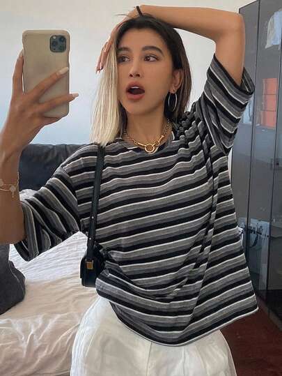 DAZY Gestreiftes Print Drop Shoulder T-Shirt