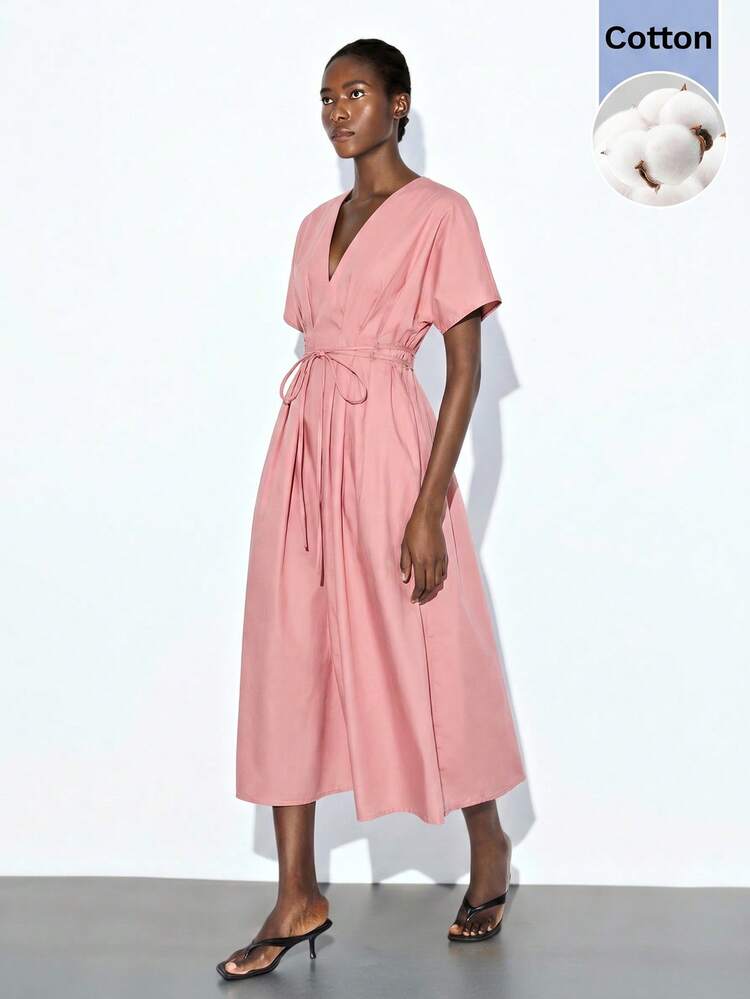 SHEIN Maija Tiefer V-Ausschnitt, ärmelloses, taillenbetontes, ausgestelltes Kleid für Frauen