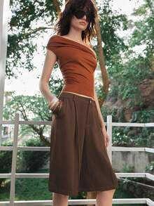 SHEIN Luminelle 夏季新款棕色金属扣宽松直筒阔腿短裤，百搭通勤显瘦短裤，适合通勤、约会、旅行、度假等场合。 - 棕色 - 查看 5