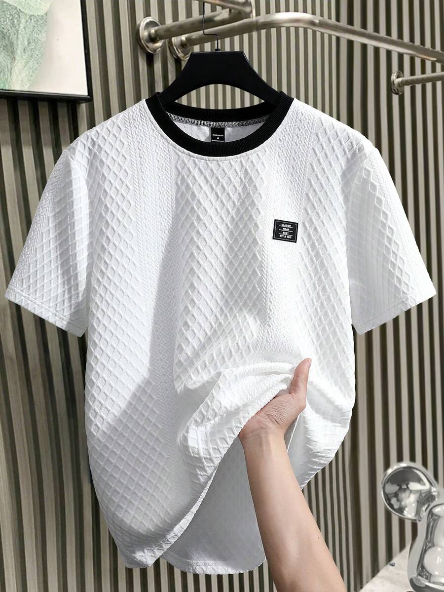 Manfinity Homme Áo thun nam tay ngắn size lớn, vải dệt jacquard, phong cách thời trang đa năng phù hợp đi chơi, món quà lý tưởng cho bạn trai hoặc chồng - Nhiều màu - Xem 1
