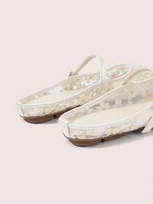 CUCCOO DOLLMOD Women's Shoes, Beige, Round Toe Dew Heel Closed Toe Sandals, Flower Embroidered Mesh Yarn, Sweet And Cute, Comfortable, Soft And Breathable - Rose - Apricot - View 6
