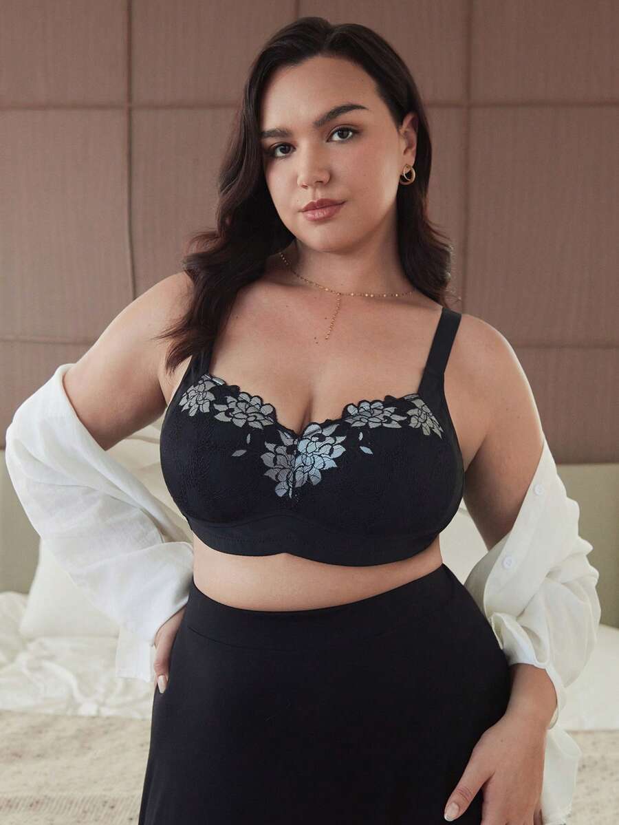蕾丝拼接性感女士文胸,休闲舒适简约后背设计,加厚女士文胸,大码无钢圈文胸 - 黑色 - 查看 1
