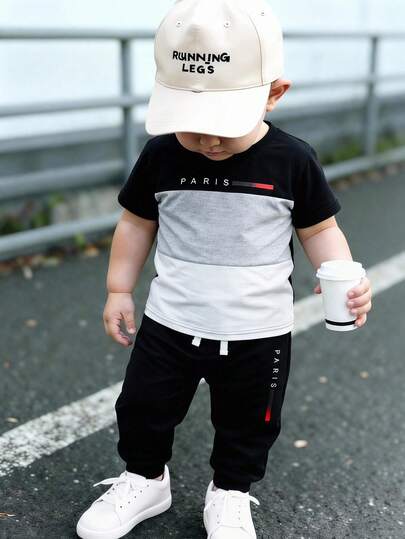 2件套幼儿男童休闲日常撞色字母印花圆领宽松短袖T恤和裤子，夏季