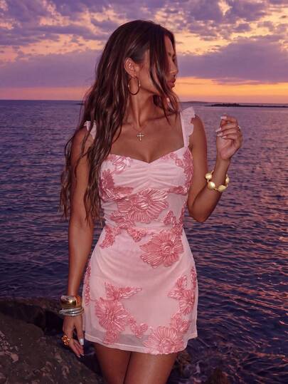 Glamine Vestido con escote de corazón, bordado floral, espalda descubierta y volantes en el bajo para mujer