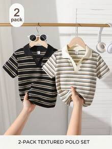 SHEIN Explorewe 两件套男童休闲学院风华夫格条纹针织V领Polo衫，适合4-7岁男孩春夏穿着。这款阳光男孩Polo衫适合上学和居家穿着。无论上学还是在家，男孩们都可以穿着这件休闲、舒适又时尚的Polo衫。这款上衣百搭耐穿，适合男孩们的日常生活和聚会场合。让男孩们保持时尚舒适，充满活力和乐趣！ - 彩色 - 查看 11