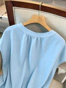GlowEve CURVE Camiseta sin mangas de mujer talla grande, elegante, de unicolor, con cuello redondo, contraste de color y cierre de cordón - Azul - Ver 6