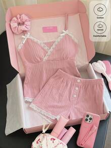 CovetEZ Bộ 2 món áo hai dây hở lưng và quần short kẻ sọc màu trơn Dopamine dành cho nữ, thích hợp cho đi làm hàng ngày, hẹn hò, dự tiệc, mùa thu/đông/hè, Giáng sinh, Năm mới, Lễ Tạ ơn, Tiệc tùng, Đám cưới, Bãi biển, Lễ tốt nghiệp, Thời trang, Thanh lịch, Thường ngày, Đi chơi, Hẹn hò, Đặt chỗ, Đi làm, Lấp lánh, Ngày Valentine, Sang trọng, Kỳ nghỉ, Thường ngày, Y2K, Đi chơi, Lễ tốt nghiệp và các dịp khác. - Hồng - Xem 8