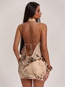 SHEIN BAE Đầm ôm sát họa tiết da báo, dây mảnh, hở lưng, kiểu dáng thường ngày dành cho nữ, thích hợp cho kỳ nghỉ biển, tiệc biển, tụ họp bạn bè, phong cách Y2K, lễ hội âm nhạc, đầm đi biển, đầm ngắn họa tiết da báo, đầm mùa hè, đầm đi nghỉ mát. - Màu be - Xem 1