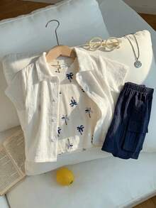 SHEIN Bộ 3 món/set áo sơ mi kẻ sọc vàng, áo thun trắng in hình, quần short xanh, trang phục đi chơi mùa hè dễ thương cho bé trai, set áo thun vui nhộn cho trẻ em - Nhiều màu - Xem 5