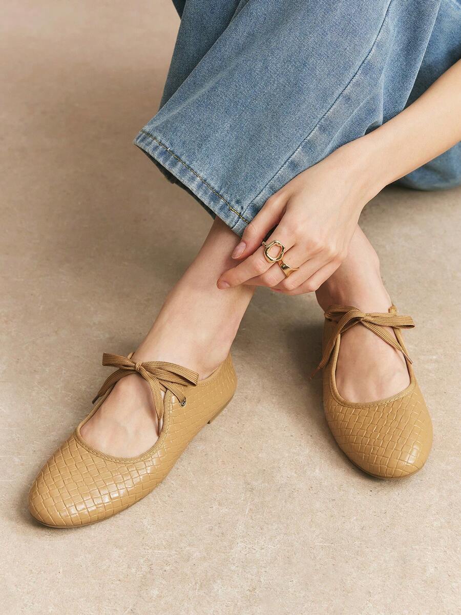 Rosivie Sepatu Flat Tenun Bertali Ujung Bulat Elegan Gaya Prancis untuk Wanita, Cocok untuk Natal. - Warna pasir basah - View 1