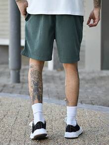 Devon Thys Men's Casual Plain Bermuda Shorts, Fashionable & Suitable For Everyday Wear - Dark Green - View 2