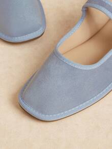 Rosivie Sepatu Loafer Datar Kasual Wanita dengan Desain Gesper, Serbaguna untuk Pemakaian Sehari-hari - Biru muda. - View 9