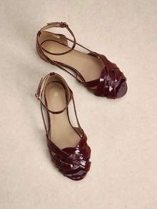 Rosivie Giày sandal nữ dệt rỗng, mũi vuông kiểu La Mã cổ điển, sandal đế bằng da bóng màu đỏ tía có khóa cài, giày đi làm hàng ngày, giày đi biển. - Rượu vang đỏ - Xem 11