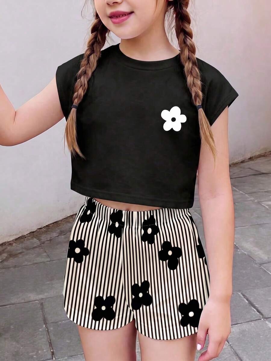 SHEIN Sparklyn 两件套少女碎花修身白色短袖T恤上衣和宽松短裤套装,夏季服装 - 黑色 - 查看 1