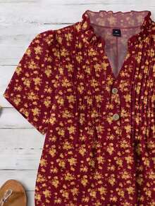 SHEIN LUNE Plus Size Floral Print Cutout Collar Casual Short Sleeve Shirt, Summer - Red - View 3