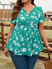 EMERY ROSE Plus Size Women Floral Print V-Neck Short Sleeve T-Shirt,Vacation Outfits Woman,Boho For Women - Limelight Green - View 4