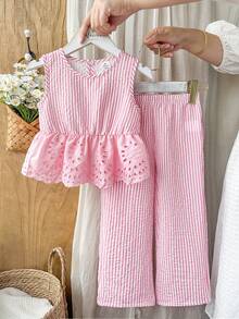 Vintaside Kids 女童復古優雅鏤空刺繡條紋布料圓領吊帶上衣與長褲套裝，適合日常穿著、外出與度假，春/夏季 - 粉色 - 查看 3