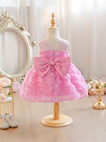 SHEIN Glamorique Kids 女嬰粉色3D花朵洋裝，網紗緞面泡泡袖，後背蝴蝶結綴珠派對禮服，玫瑰花選美禮服，適用婚禮、生日、表演 - 淺粉色 - 查看 2
