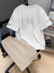 SHEIN 两件套青少年男童休闲运动套装，柔软舒适的印花T恤搭配弹力腰带短裤，适合秋季、春季、夏季日常穿着、户外活动、学校、街头风、派对和休闲场合。 - 卡其色 - 查看 2