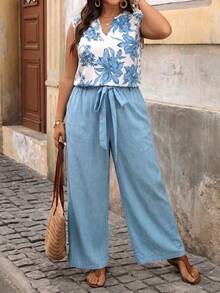 SHEIN VCAY Plus Size Vacation Solid Color V-Neck Shirt And Floral Print Pants 2-Piece Set - Multicolor - View 1