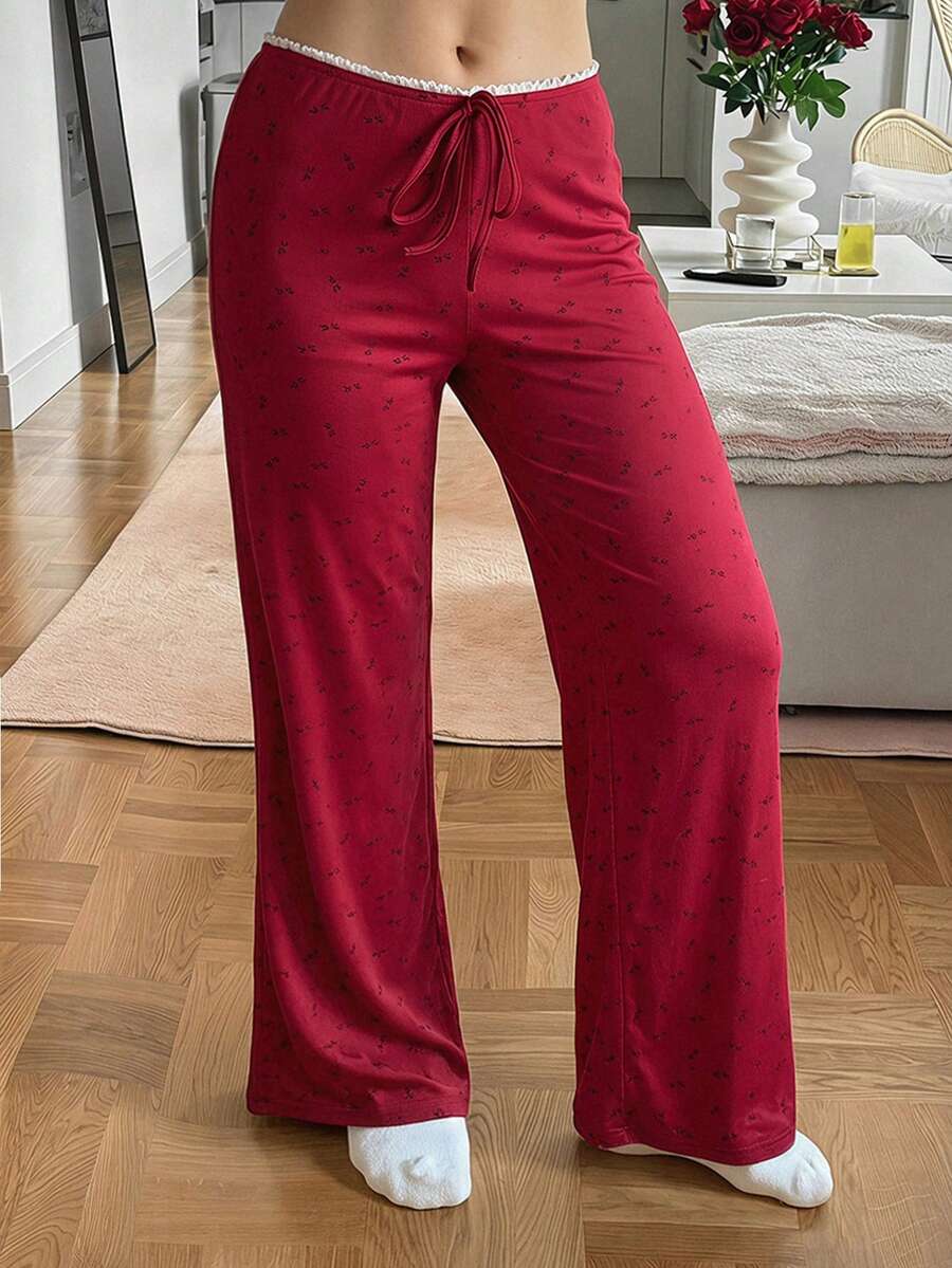 Livesso Celana Piyama Wanita Motif Bunga Kecil dengan Trim Kontras di Pinggang - Burgundy - View 1