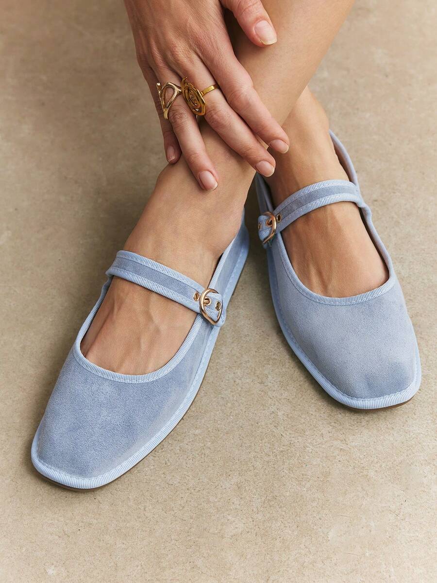 Rosivie Sepatu Loafer Datar Kasual Wanita dengan Desain Gesper, Serbaguna untuk Pemakaian Sehari-hari - Biru muda. - View 1