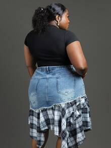 CurvyTilda 春夏浪漫龐克風 大碼女款學院風拼接格紋不對稱下擺牛仔迷你裙 度假休閒款 適合沙漏型身材 - 藍色 - 查看 5