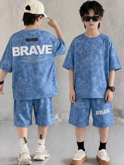 SHEIN Tween Boy Casual Street Style Stora Bokstäver Grafisk Pullover T-shirt Och Enfärgade Shorts 2-Delat Set