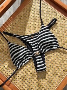 Swim Mod 女款 26SS 春夏新款 條紋紋理面料 金屬裝飾 V領露背 三角式繞帶 抓皺三角比基尼兩件式泳衣，海灘度假 - 黑色 - 查看 3