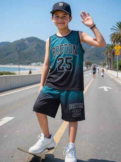 SHEIN 2件/組兒童/青少年男孩休閒寬鬆運動字母漸層圖案綠色圓領背心與短褲套裝，適合通勤、上學、日常休閒穿著、運動、春季/夏季、世界盃