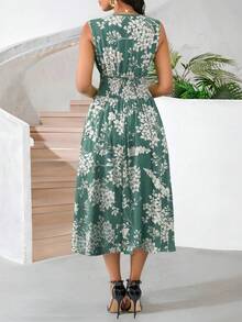 SHEIN Lady 女士印花V领裹身无袖中长连衣裙 - 彩色 - 查看 2