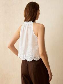 CielaLinda 女款白色刺繡掛脖綁帶無袖短版上衣，適合休閒與度假穿著 - 白色 - 查看 2