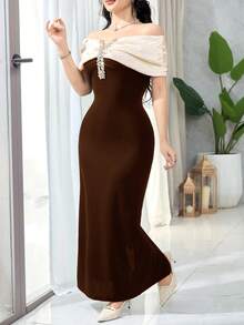 Feyla Gaun Panjang Elegan Wanita dengan Desain Bahu Terbuka Berkerut dan Hiasan Kristal, Warna Cokelat dan Krem Formal untuk Musim Panas - Coffee Brown - View 3