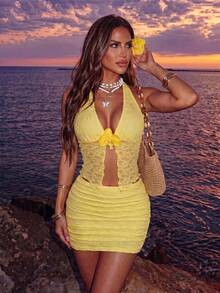 Allurite Conjunto de 2 piezas de top halter con encaje floral y minifalda para vacaciones en la playa - Amarillo - Ver 1