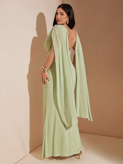 SHEIN BAE CURVE Plus Size Women's Green Dress With Flowing Scarf,Elegant Women's Light Green Drape Neck Maxi Dress With Flowing Sleeves Perfect For Special Occasions
Women's Chic Sage Green Maxi Dress Featuring A Draped Cowl Neck And Graceful Cape Sleeves
Stylish Women's Light Green Formal Maxi Dress With Unique Draped Detail And Long Flowy Sleeves For Evening