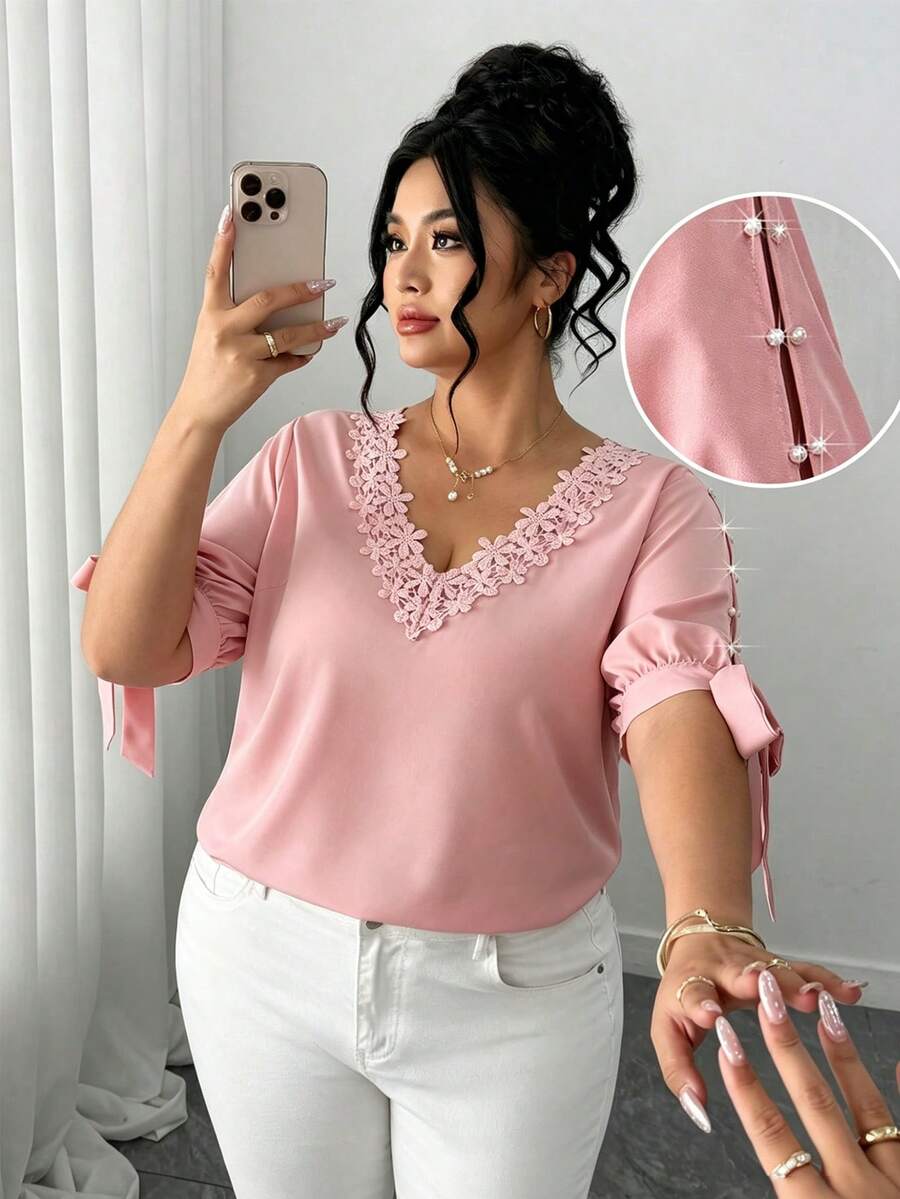SHEIN CURVE+ Plus Size Women Embroidered Faux Pearl Button Decor Blouse - Pink - View 1