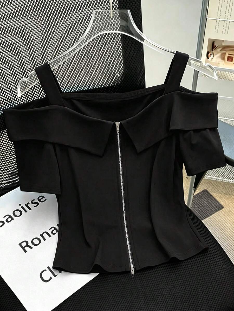 Resyla Fashionable Solid Color Gorgeous Off-Shoulder Top, Women's Summer Short Sleeve T-Shirt, Unique Beautiful Off-Shoulder Strap - Black - View 1