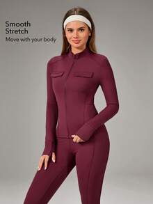 OutZeal Chaqueta deportiva para mujer, chaqueta con cremallera ajustada y de secado rápido para gimnasio y entrenamiento, con múltiples bolsillos - Burdeos - Ver 3