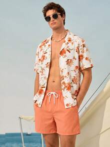 Manfinity VDAYZ Conjunto de praia masculino com camisa de manga curta com estampa floral e shorts com bolso e cordão na cintura. - Multicolorido - Ver 4