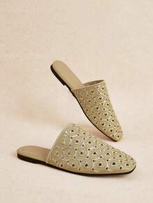 Rosivie Giày nữ thời trang mới, kiểu dệt rỗng, mũi kín, đế bằng, kiểu slip-on, mũi vuông. - Vàng 2 - Xem 6