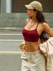 SHEIN 1件女款極簡純色交叉背式運動內衣，健身上衣，女款健身服，女款健身套裝，健身服，女款運動裝 - 酒紅色 - 查看 2