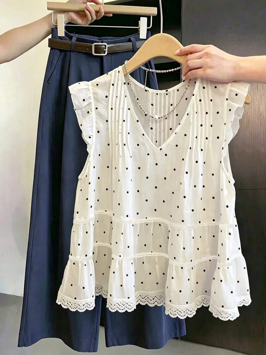 SHEIN Franclia V领褶皱蕾丝拼接短袖波点女式无袖上衣,适合户外度假夏季穿着 - 白色 - 查看 1