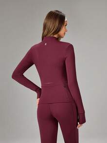 OutZeal Chaqueta deportiva para mujer, chaqueta con cremallera ajustada y de secado rápido para gimnasio y entrenamiento, con múltiples bolsillos - Burdeos - Ver 8