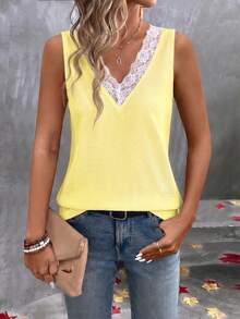 EMERY ROSE Lace Patchwork V-Neck Contrast Color Casual Tank Top For Summer - Yellow - View 3